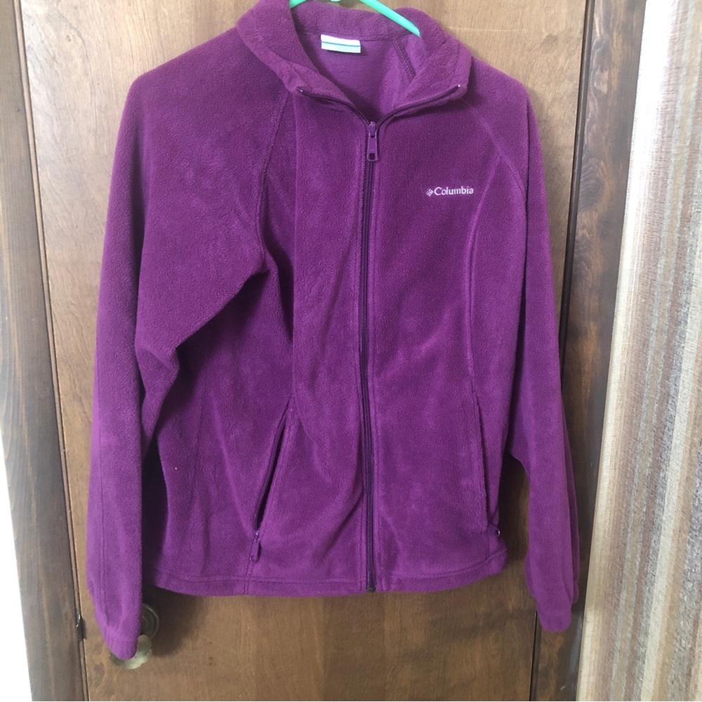 Columbia Woman’s Medium Fleece Jacket